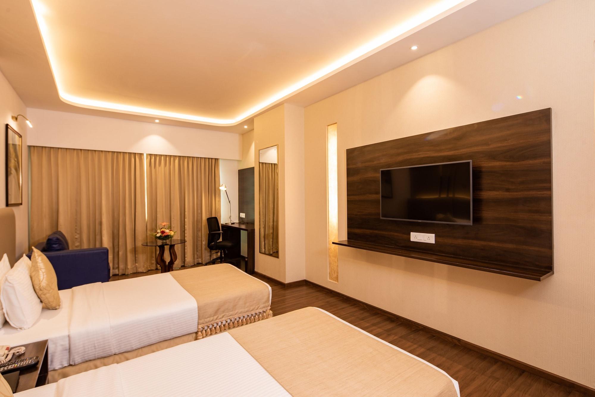 Goldfinch Hotel Bangalore Exterior photo