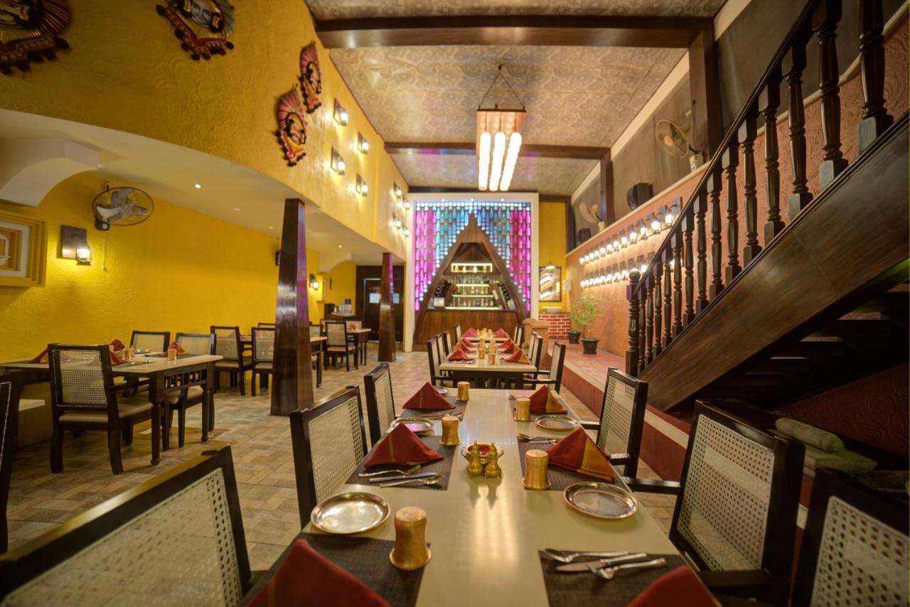 Goldfinch Hotel Bangalore Exterior photo