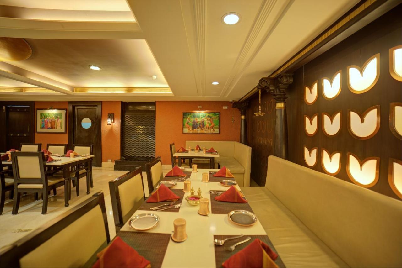 Goldfinch Hotel Bangalore Exterior photo